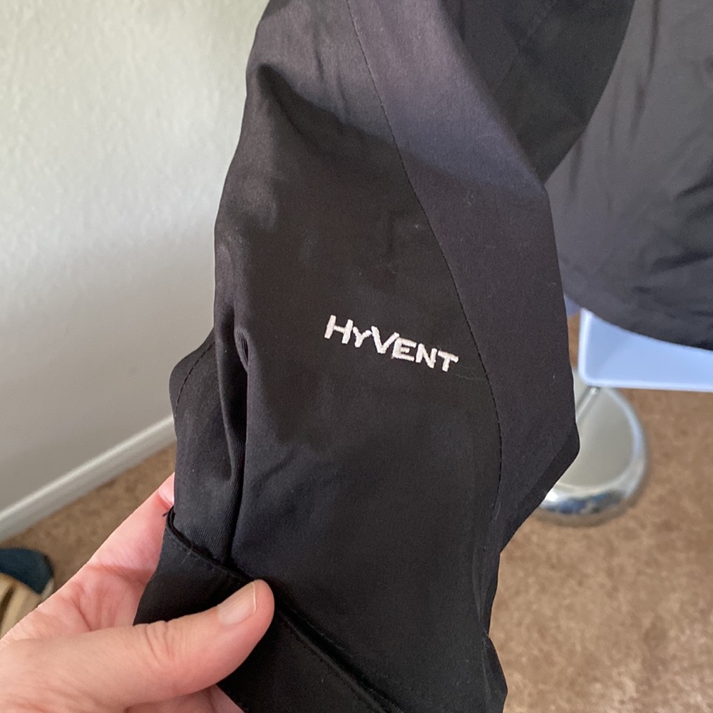North Face Outerwear Jacket - Picture 6 of 15